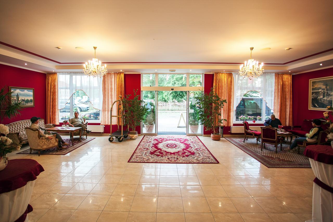 Hotel Savoy Чеське Будєйовіце Екстер'єр фото